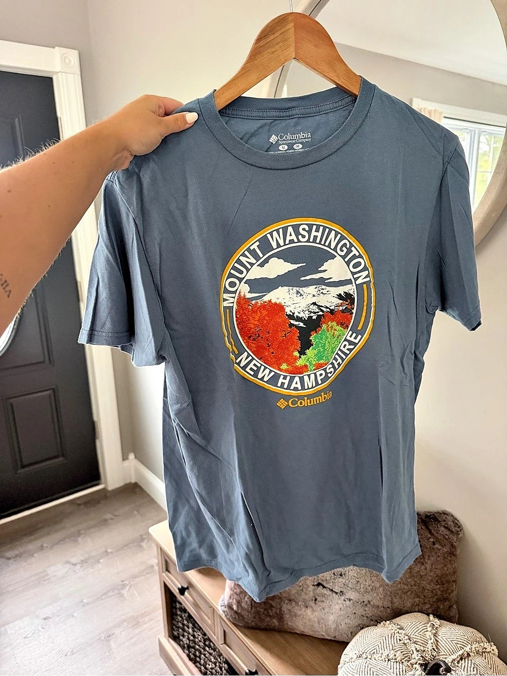 Columbia Mount Washington New Hampshire Graphic Tee Blue Large